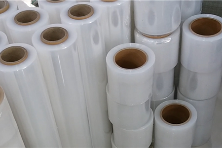 Màng PE (Màng Chít) Quấn Pallet – Độ Dai Vượt Trội